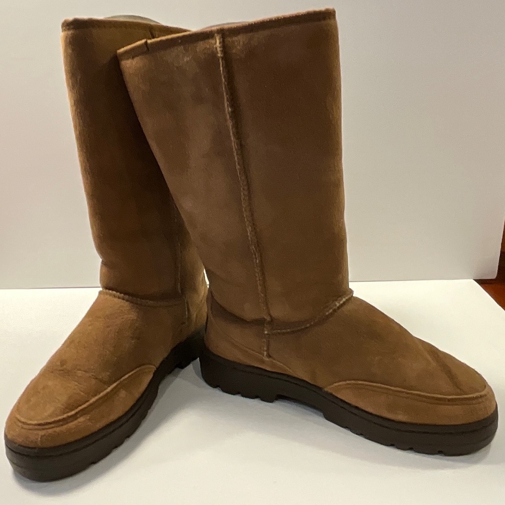 Ugg Tasman ultra tall chestnut